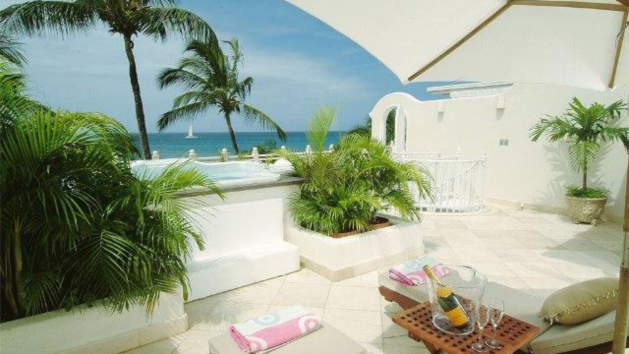Photo of Patio Balcony in Reeds Bay