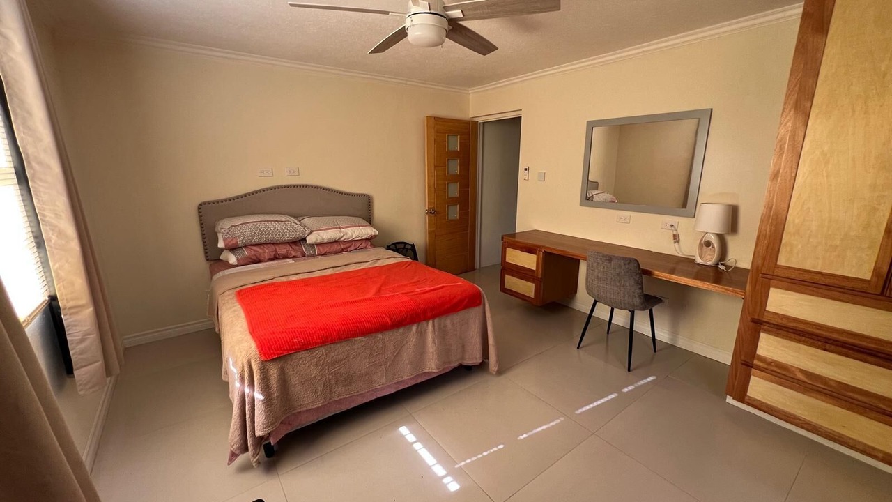 Photo of Bedroom in Thombury Hill