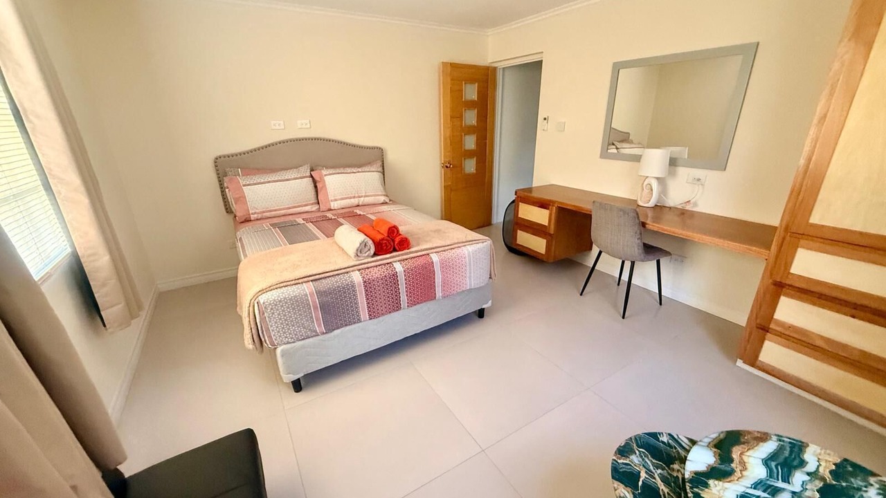 Photo of Bedroom in Thombury Hill