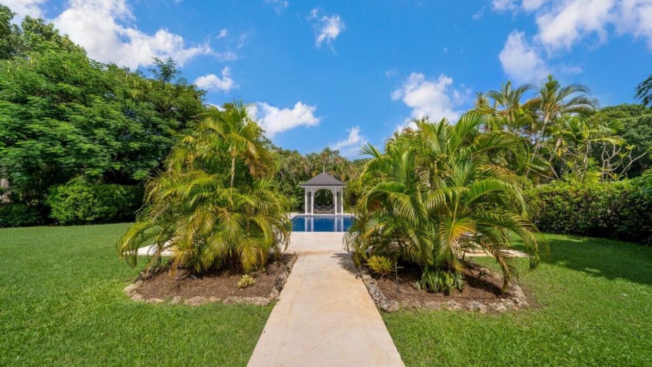 Photo of Outdoor in Sandy Lane