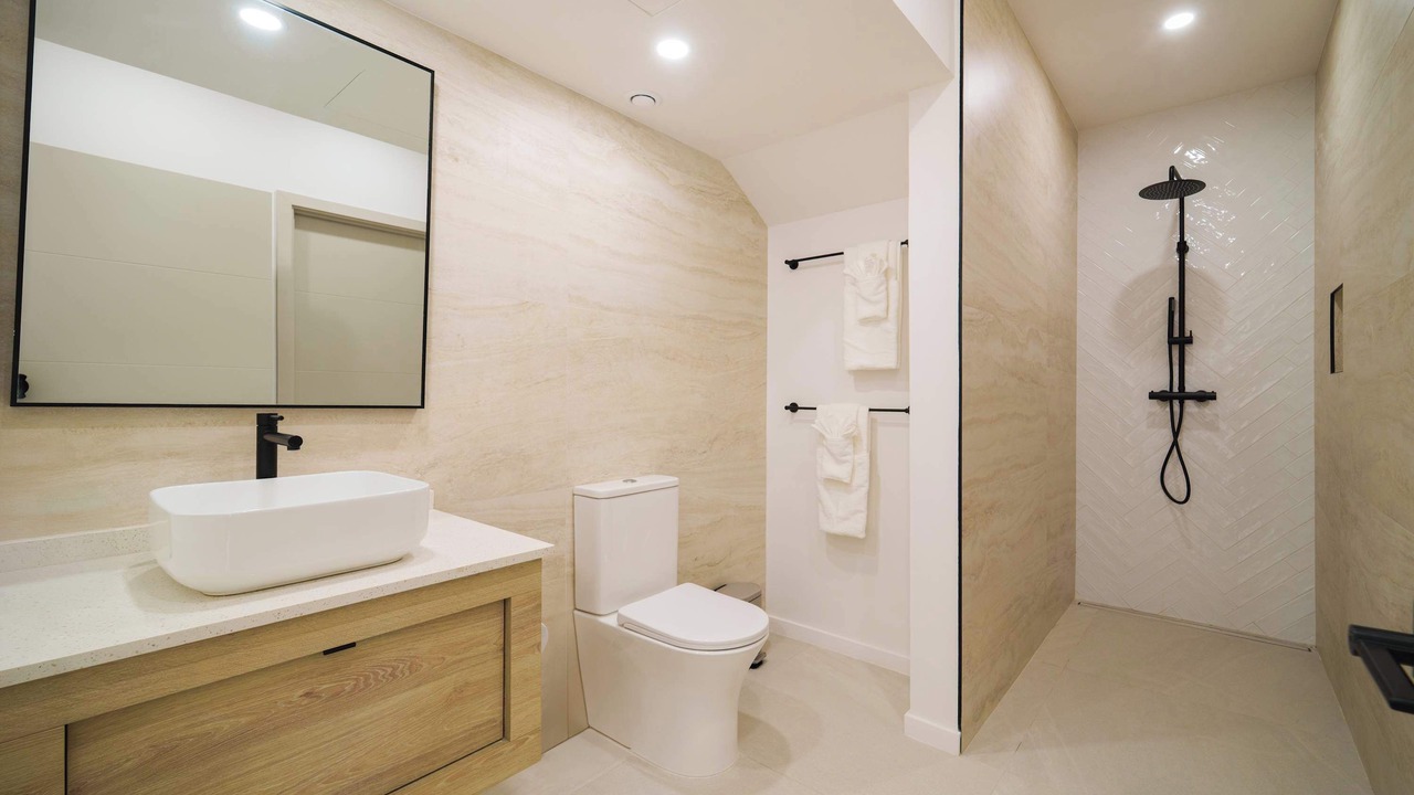 Photo of Bathroom in Lower Carlton Beach