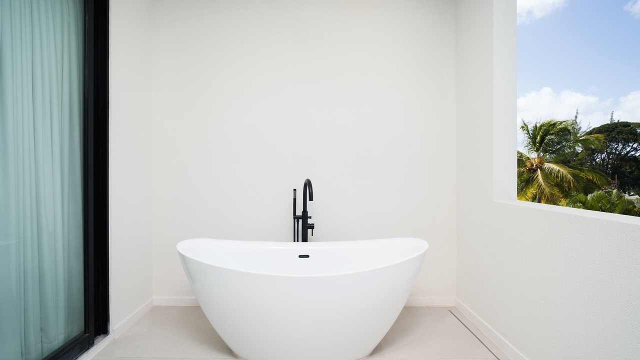 Photo of Bathroom in Lower Carlton Beach