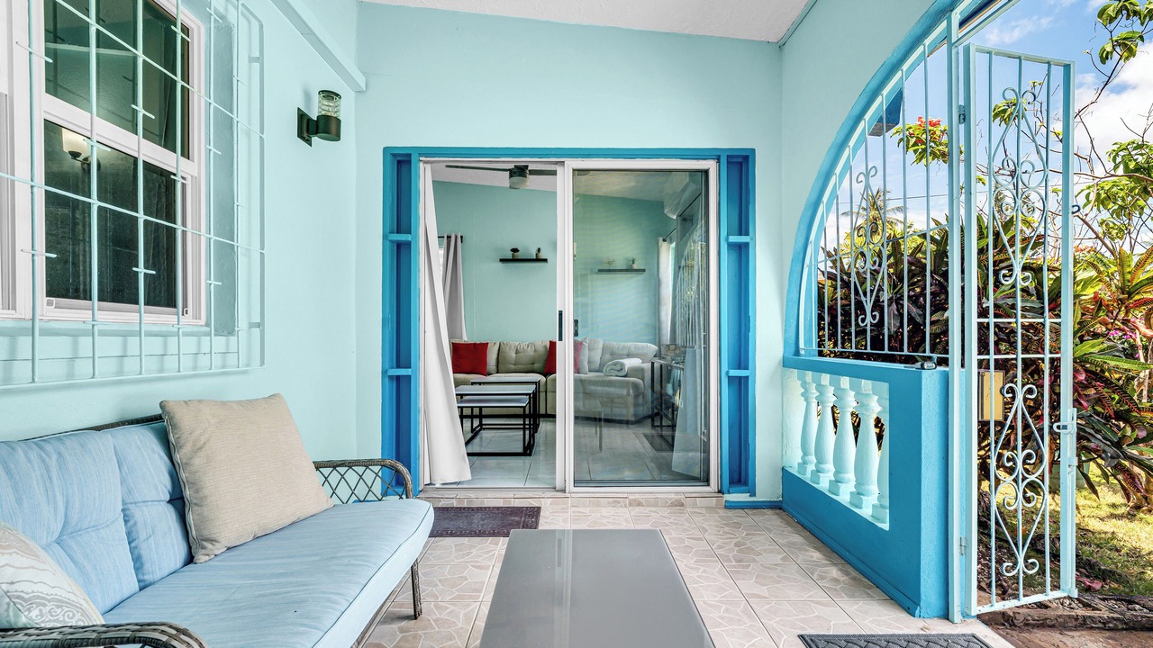 Photo of Livingroom in Halcyon Heights