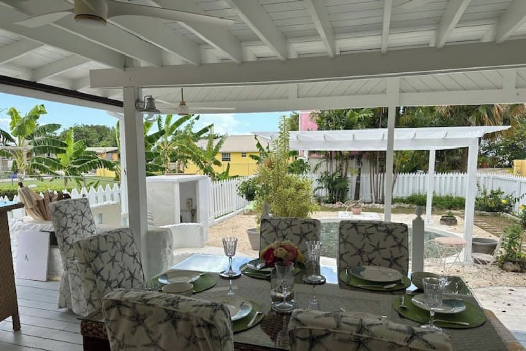 Photo of Outdoor in Paynes Bay
