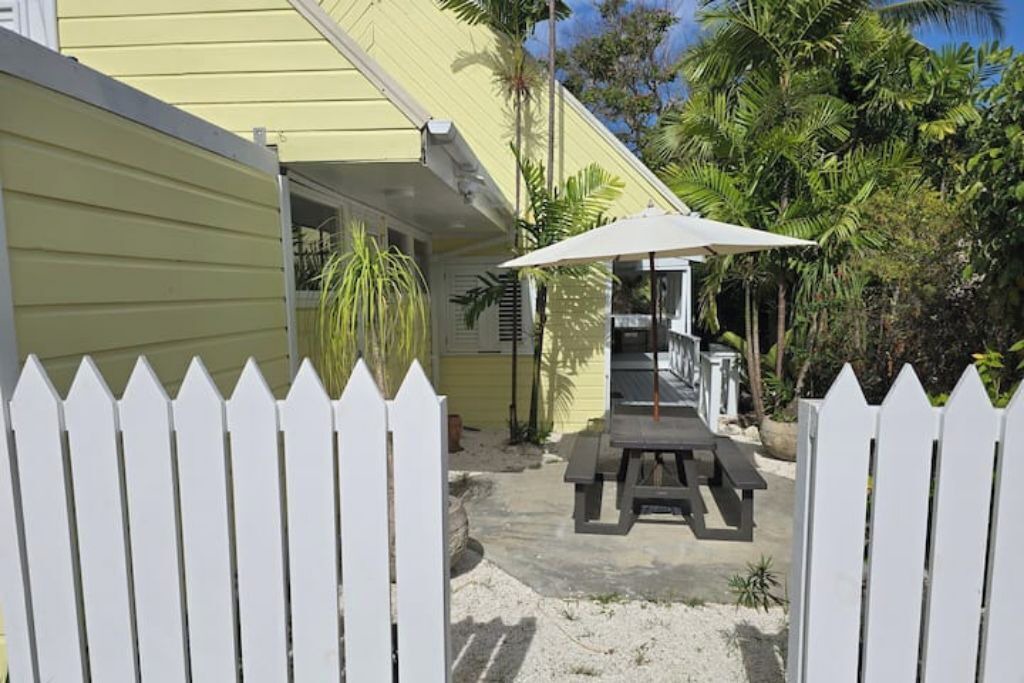 Photo of Outdoor in Paynes Bay