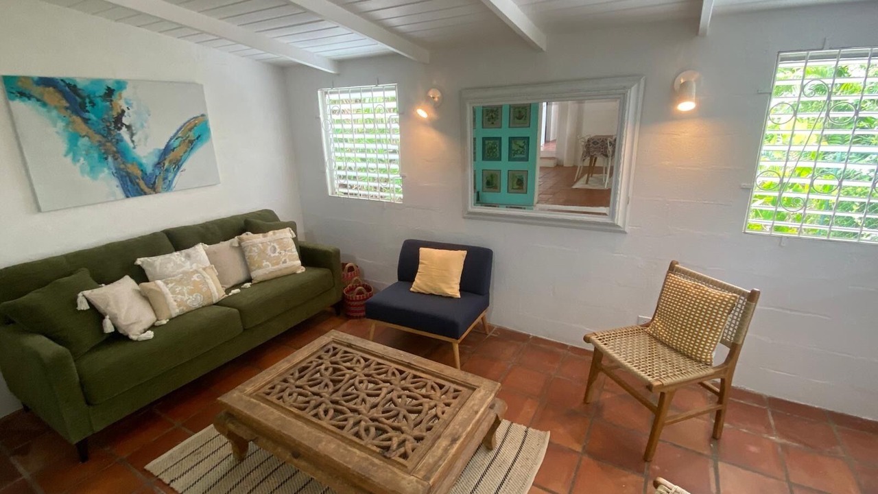 Photo of Livingroom in Holder's Hill