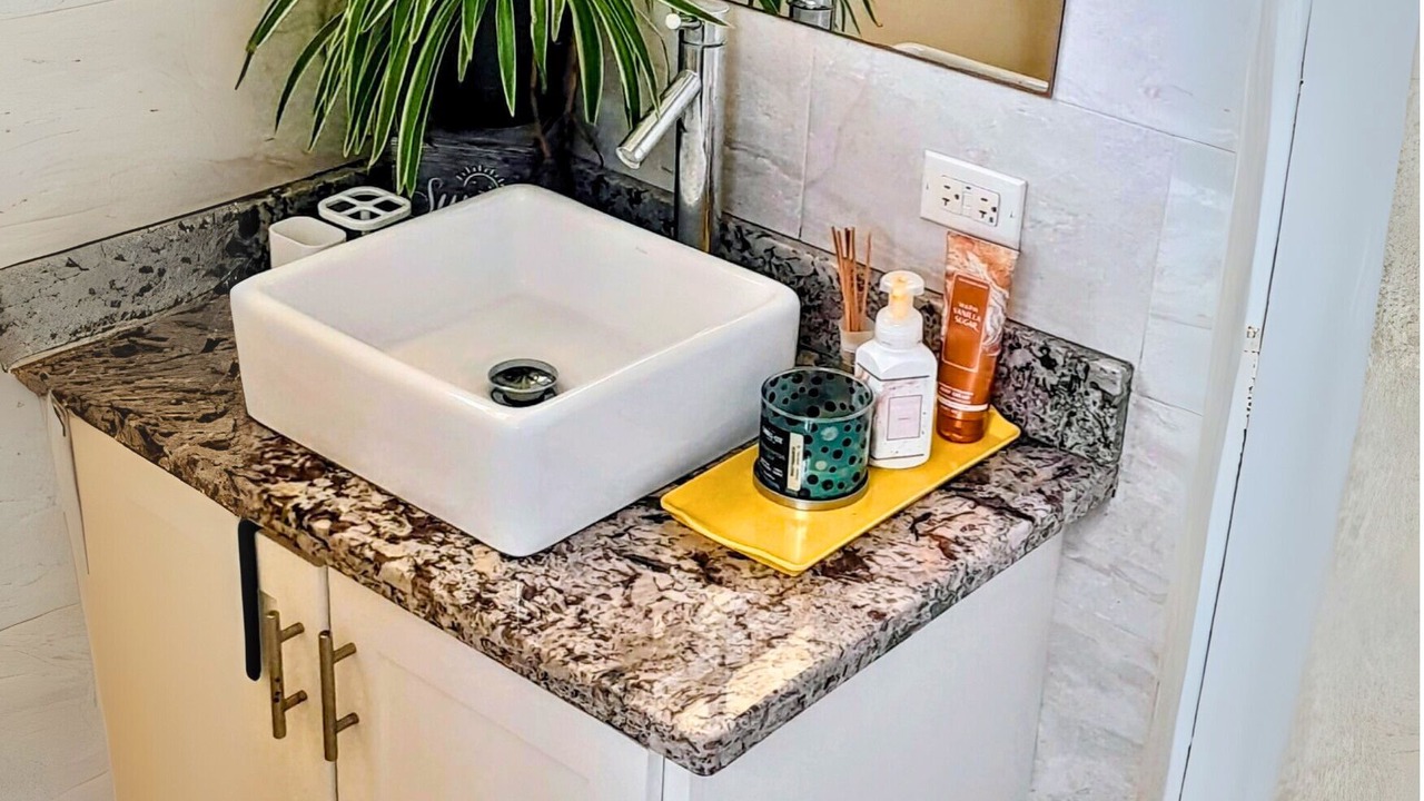 Photo of Bathroom in Husbands