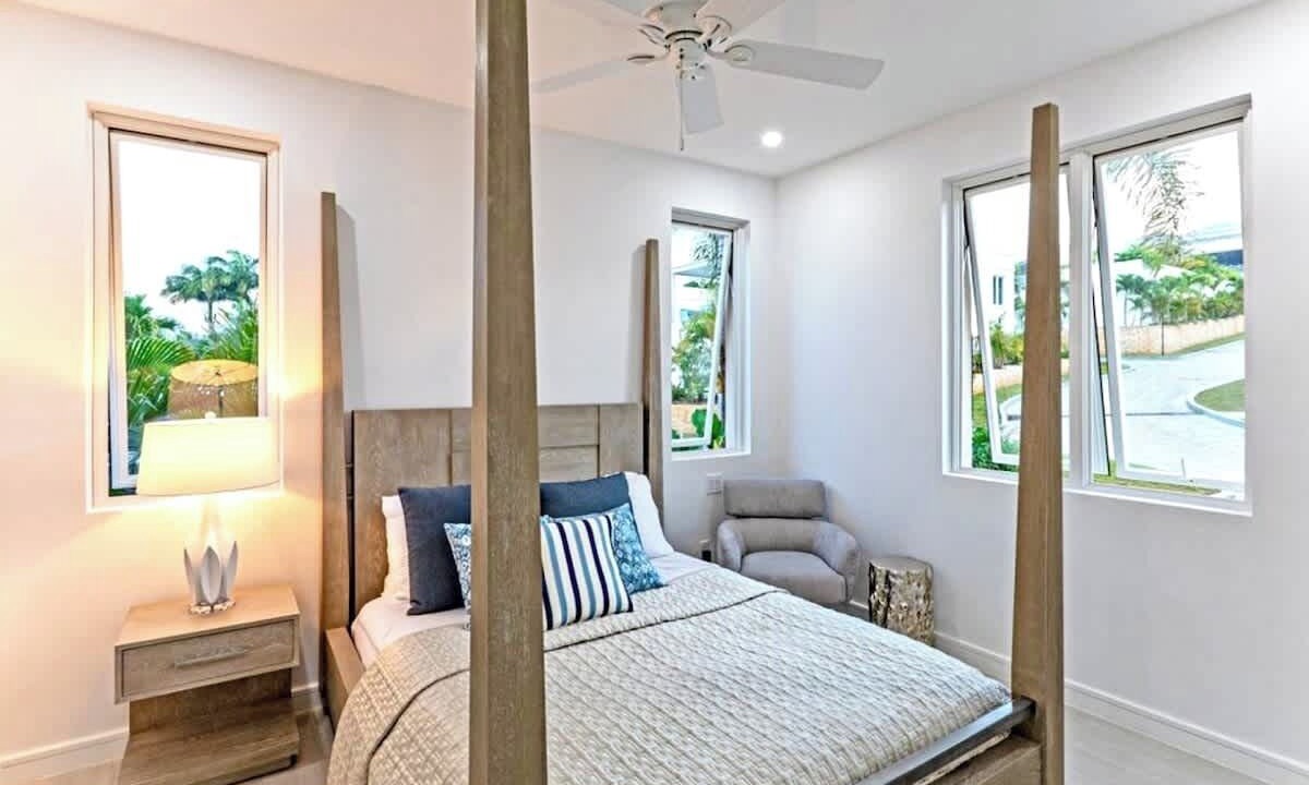 Photo of Bedroom in Merlin Bay