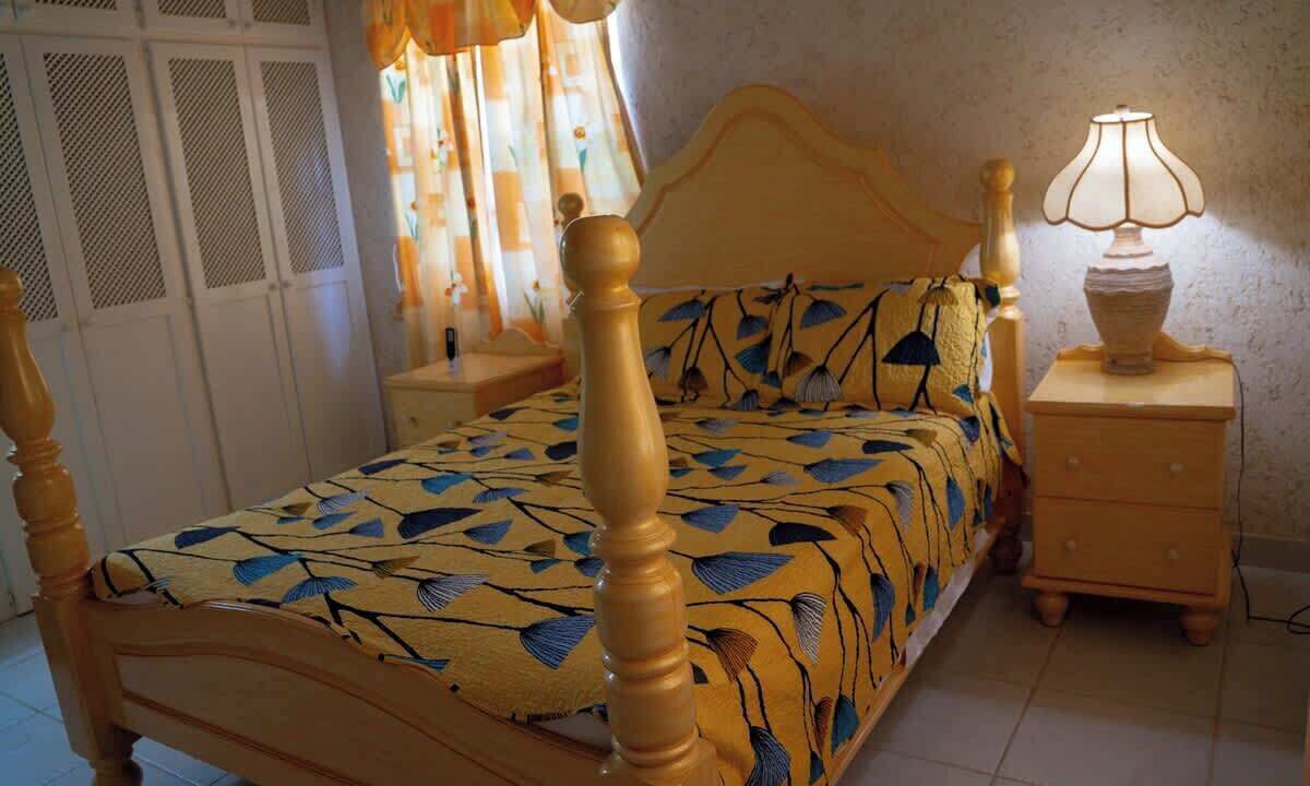 Photo of Bedroom in Paynes Bay
