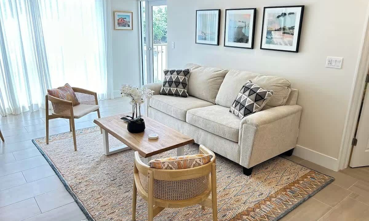 Photo of Livingroom in Little Battaleys