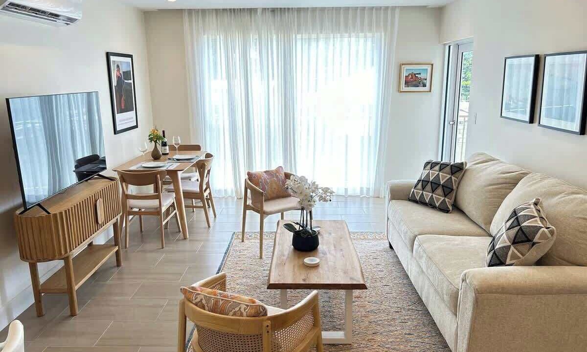 Photo of Livingroom in Little Battaleys