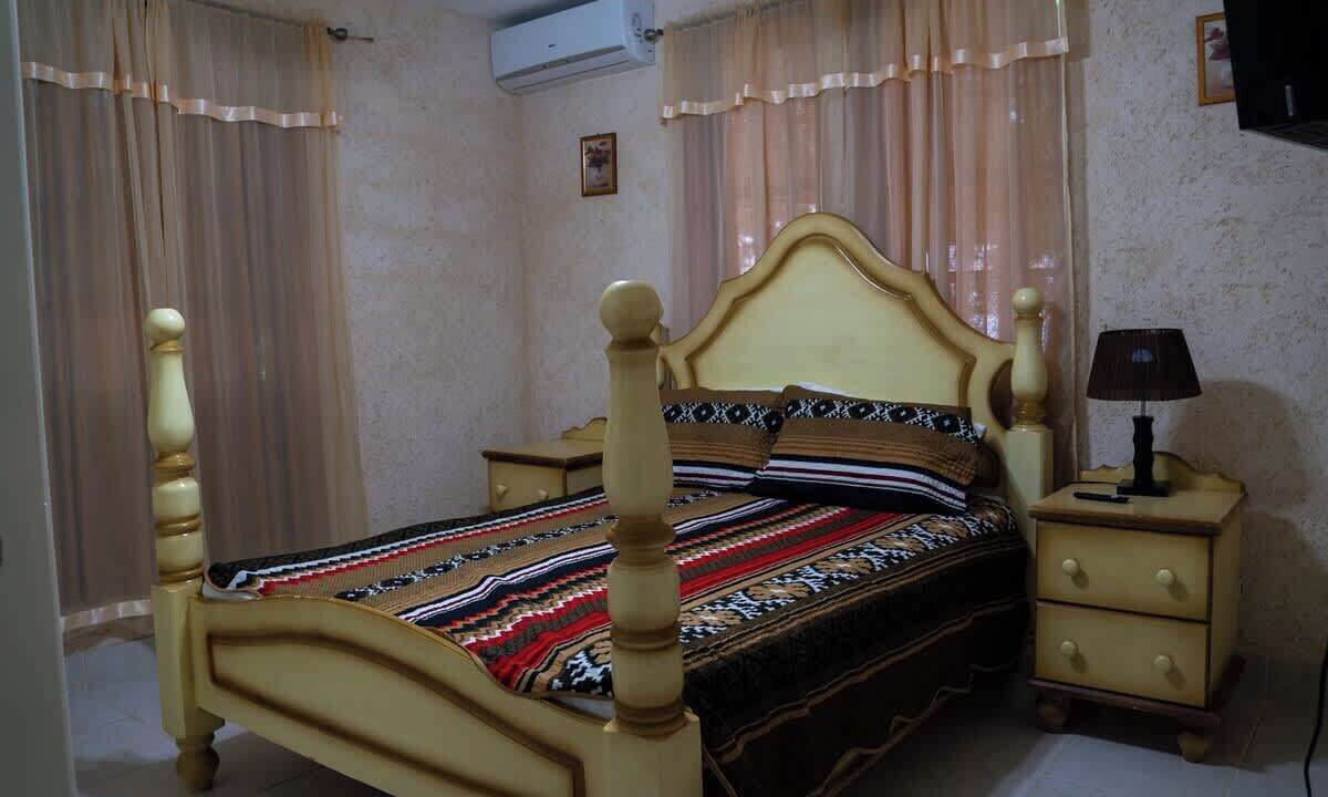 Photo of Bedroom in Paynes Bay