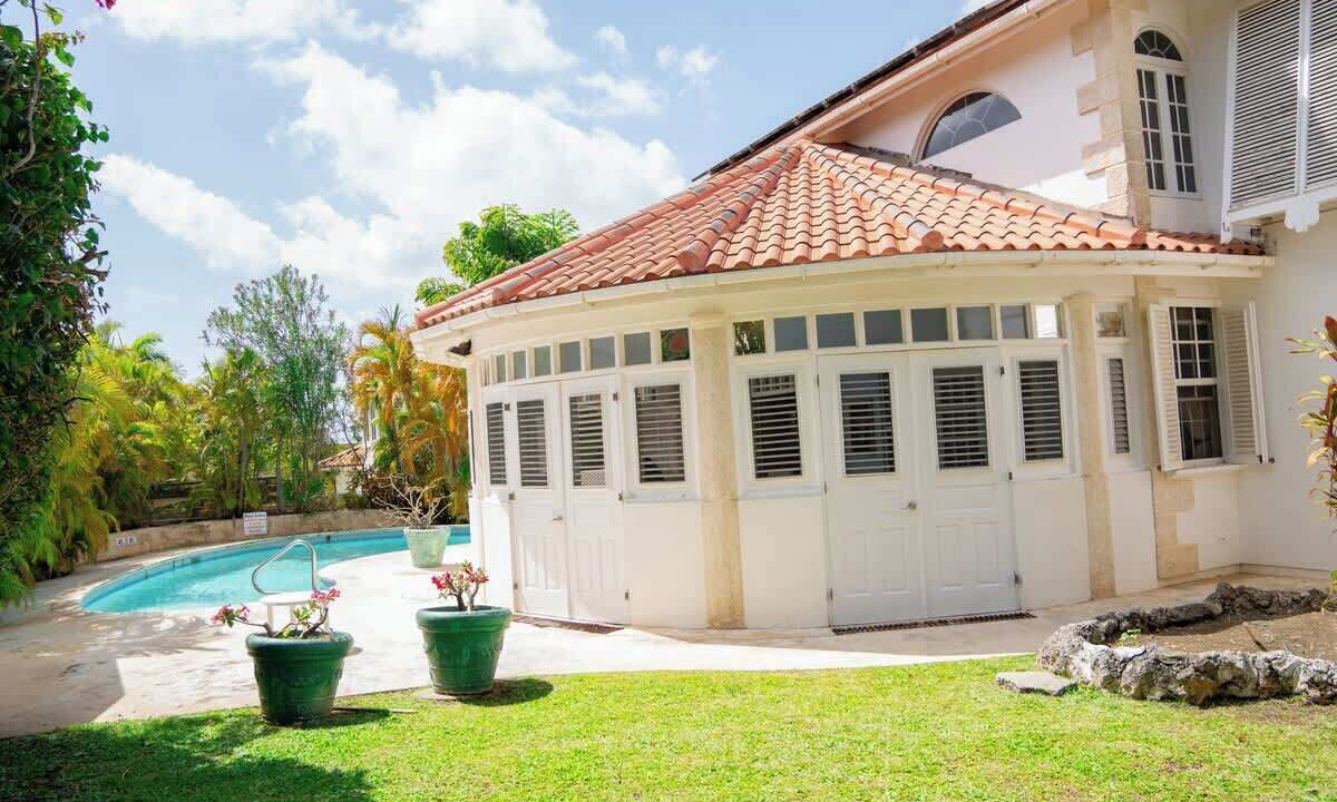 Photo of Outdoor in Paynes Bay