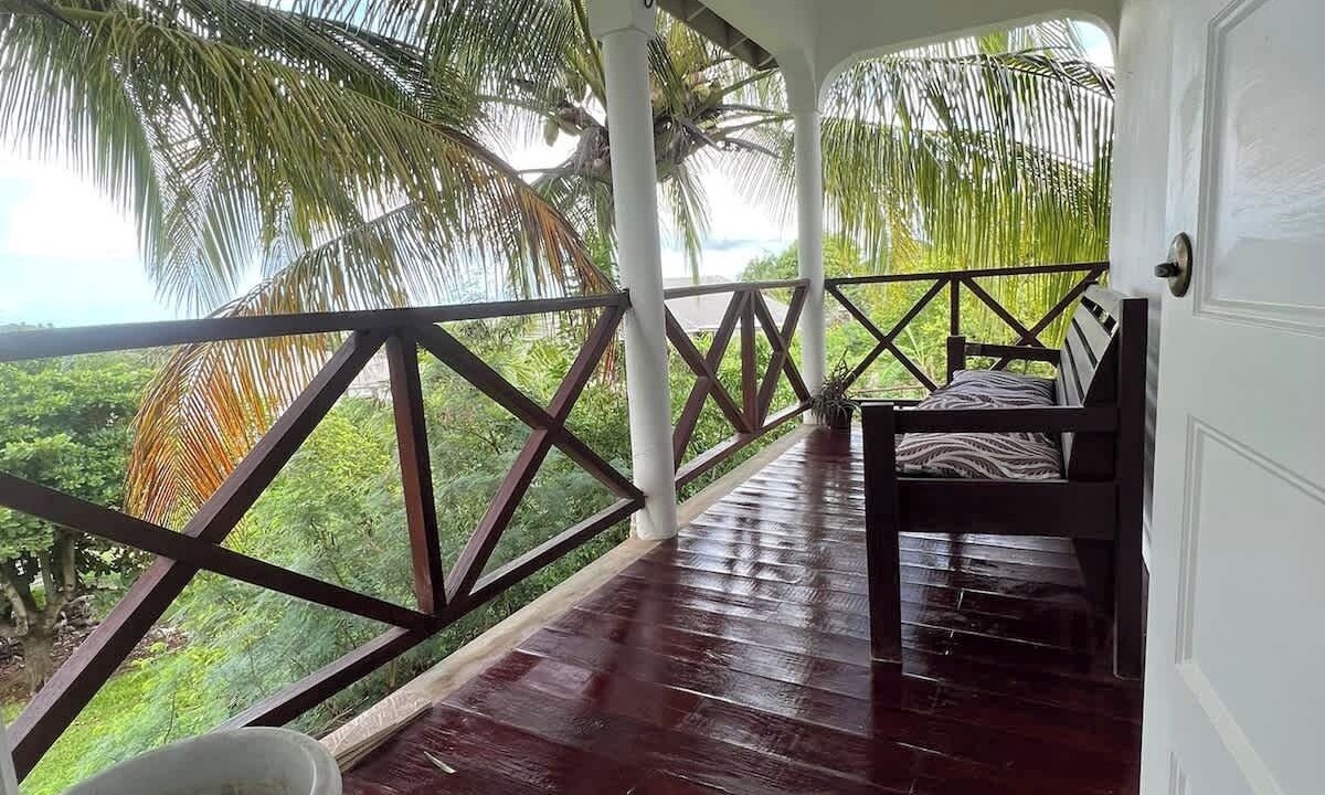 Photo of Patio Balcony in West Coast