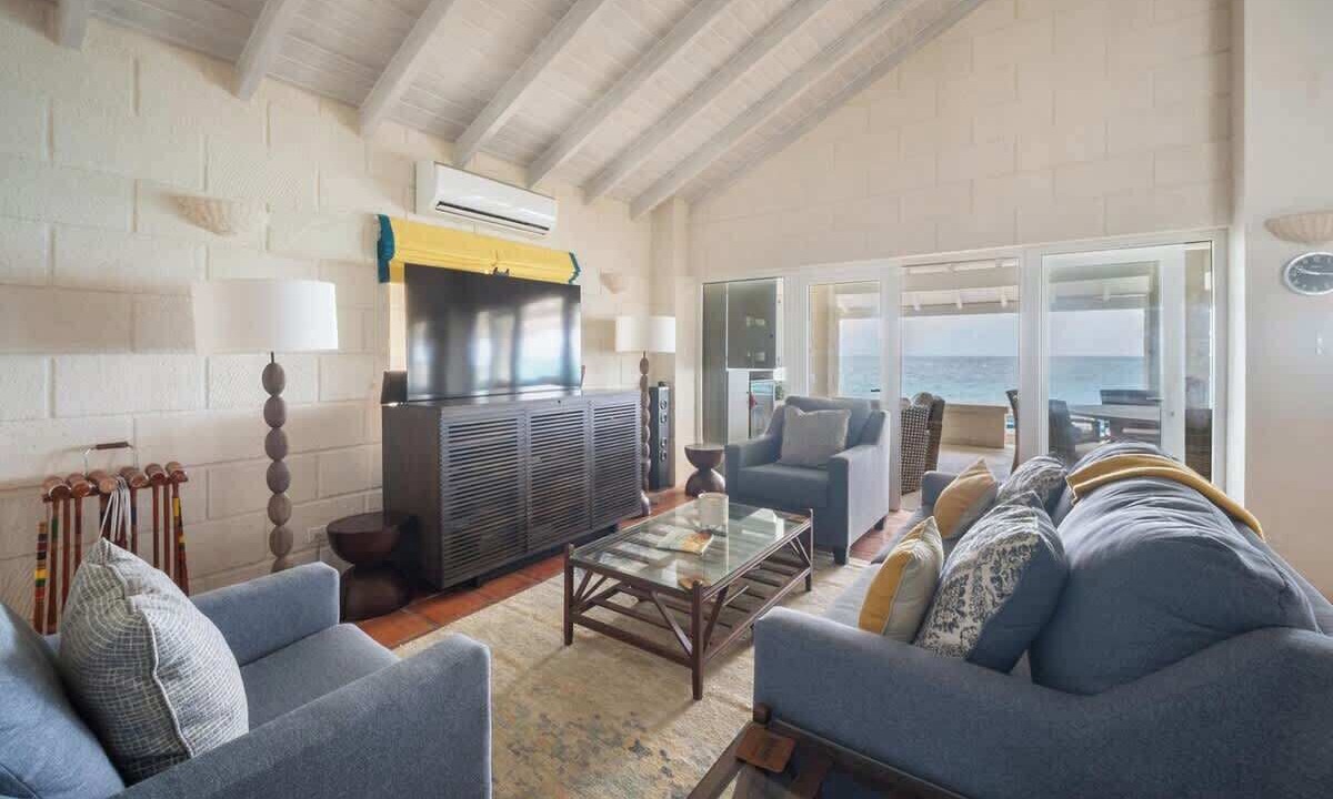 Photo of Livingroom in Long Bay