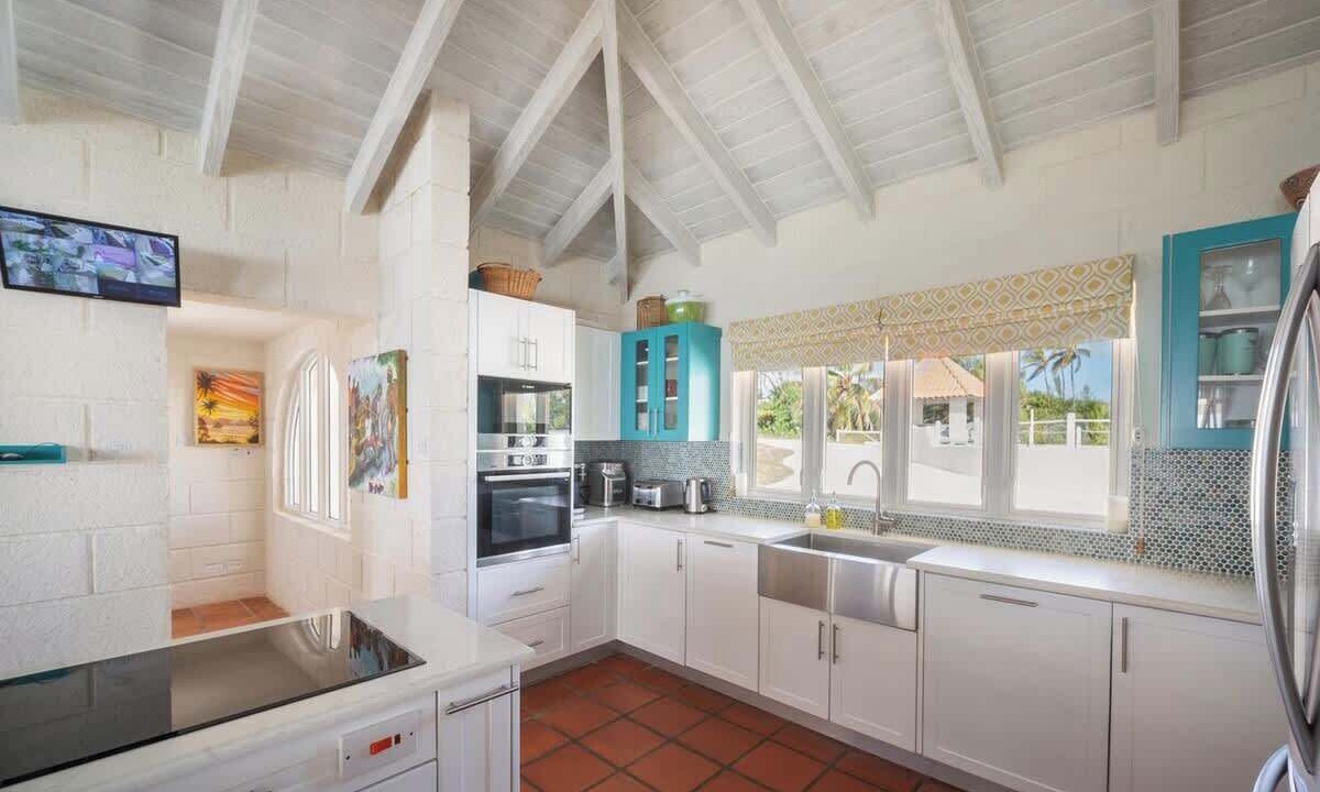 Photo of Kitchen in Long Bay