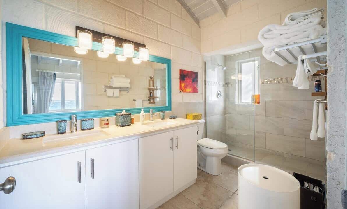 Photo of Bathroom in Long Bay