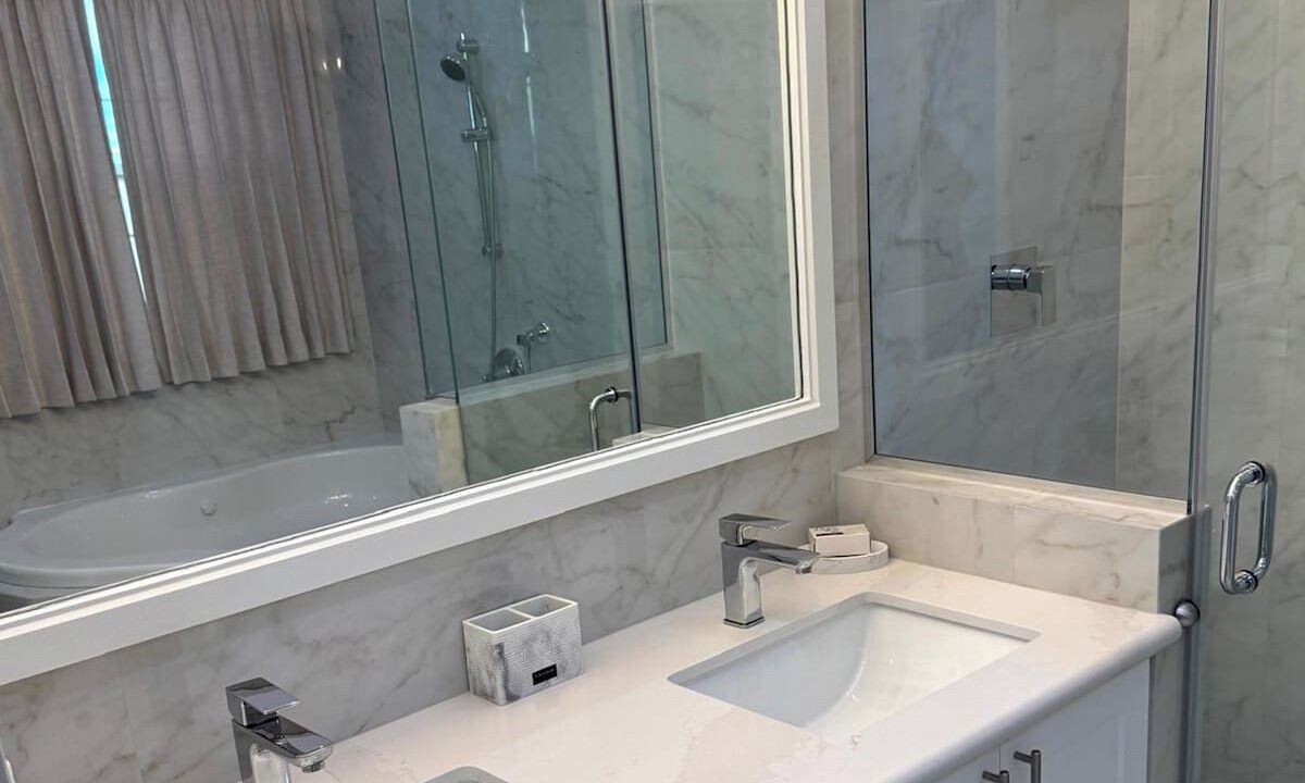 Photo of Bathroom in Silver Sands