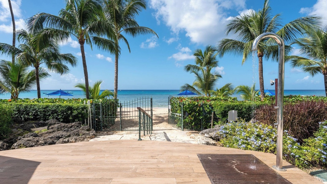 Photo of Outdoor in Schooner Bay