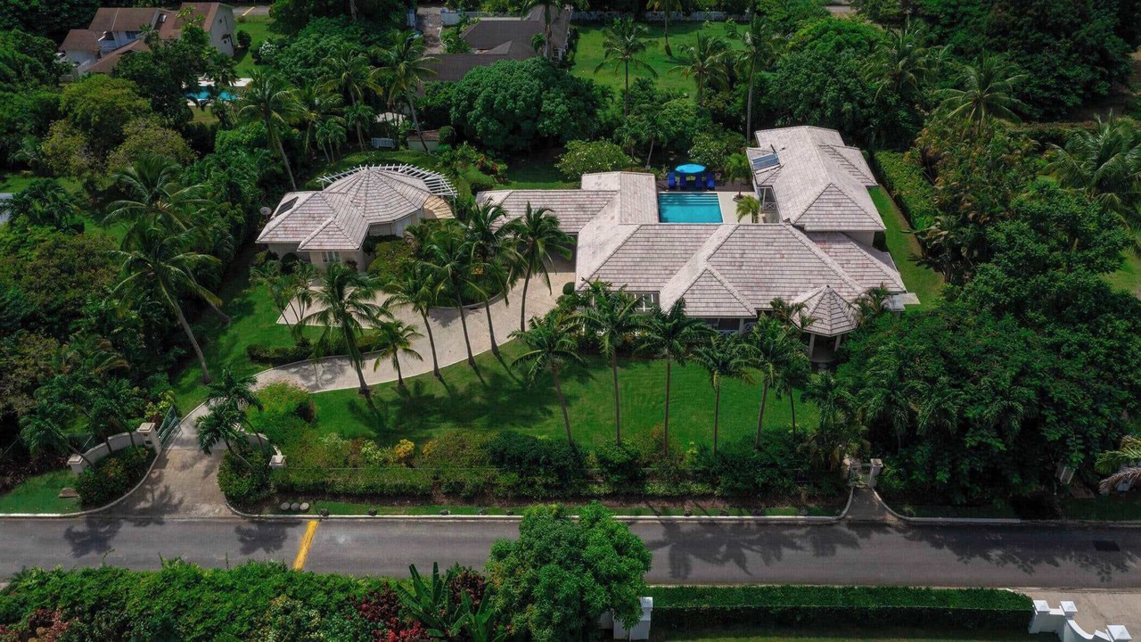 Photo of Outdoor in Sandy Lane