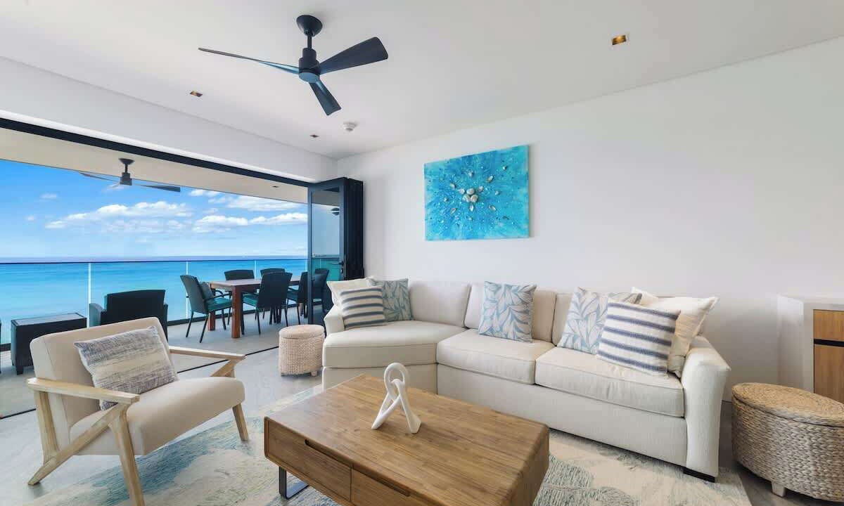 Photo of Livingroom in Spring Garden