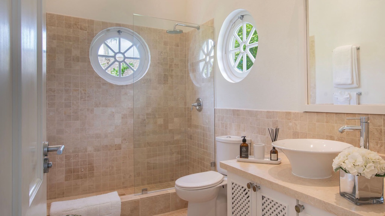 Photo of Bathroom in Lower Carlton
