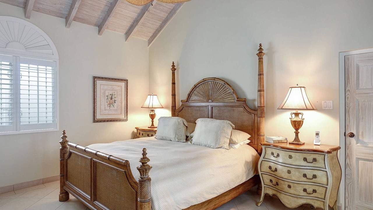 Photo of Bedroom in Halcyon Heights