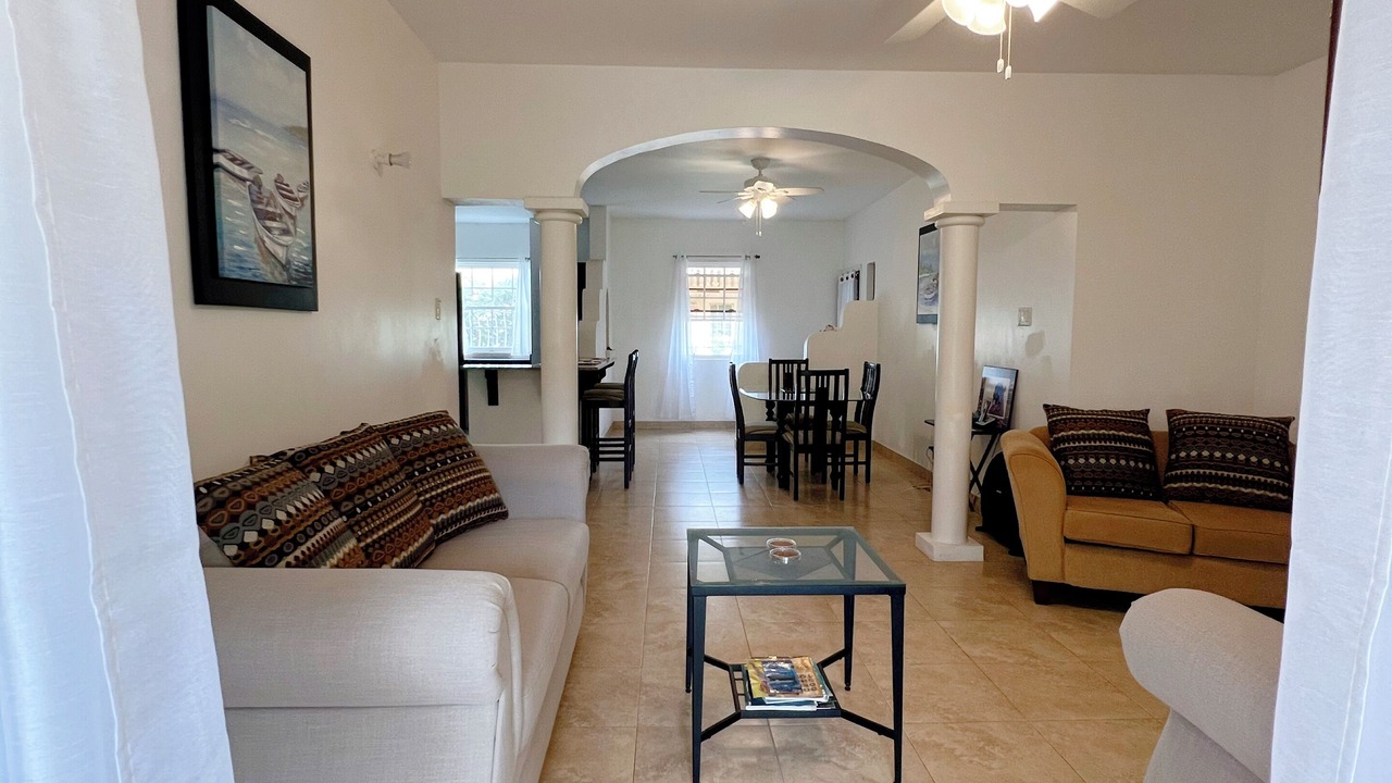 Photo of Livingroom in Enterprise