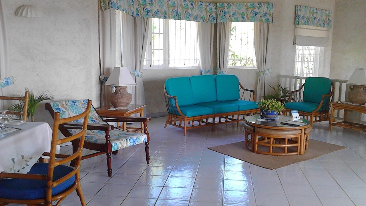 Photo of Livingroom in Checker Hall
