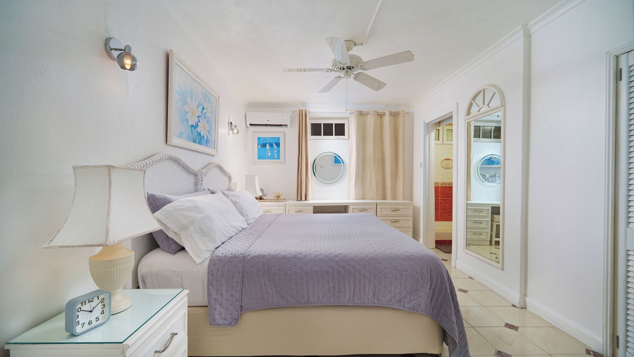 Photo of Bedroom in Halcyon Heights