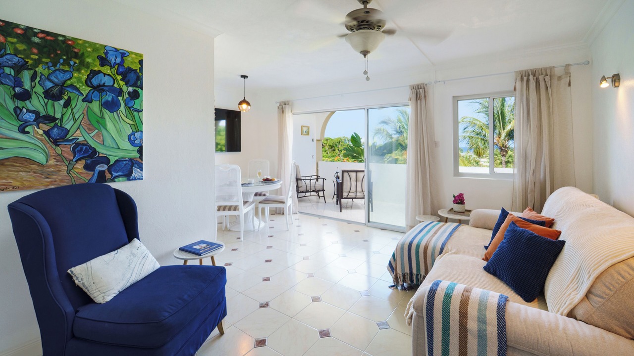 Photo of Livingroom in Halcyon Heights