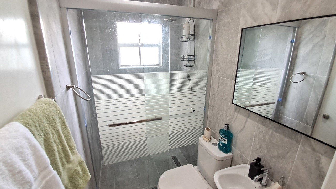 Photo of Bathroom in Pine Gardens