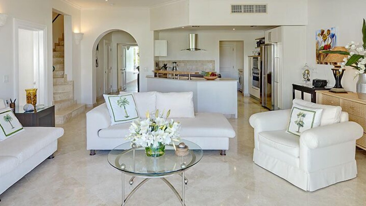 Photo of Livingroom in Schooner Bay