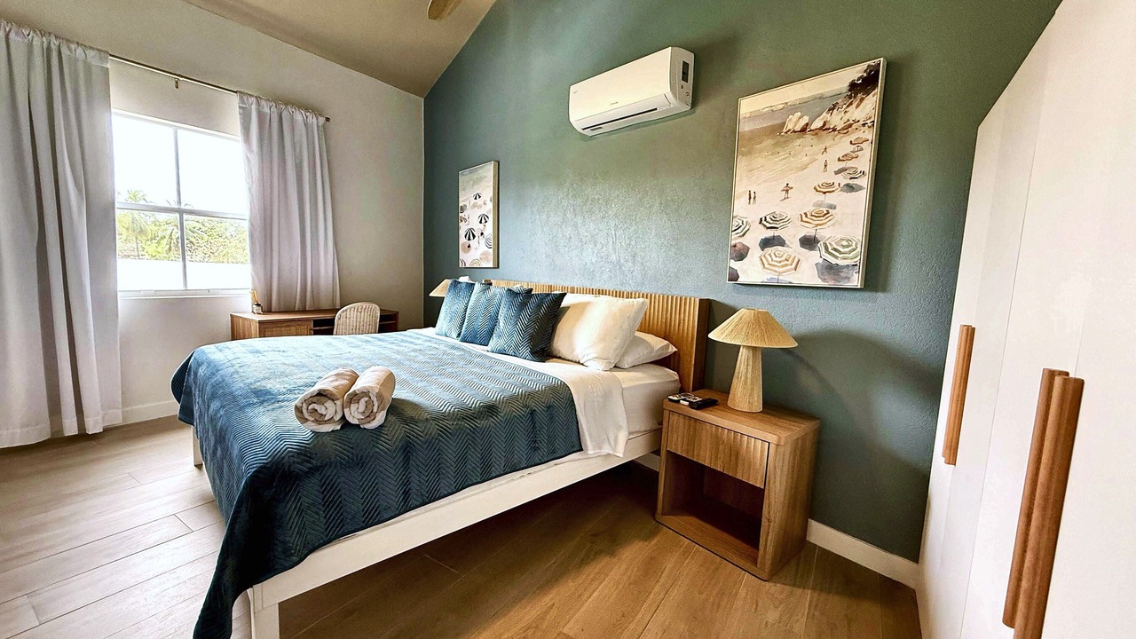 Photo of Bedroom in Weston