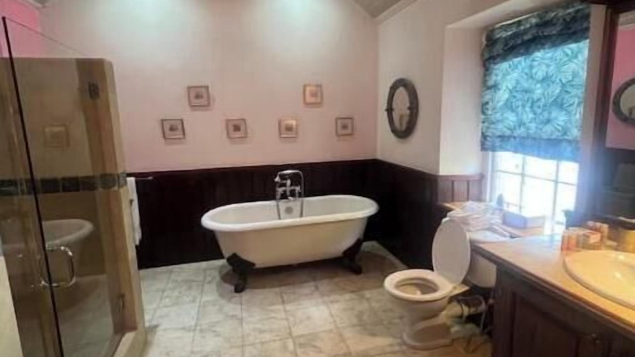 Photo of Bathroom in Ivy
