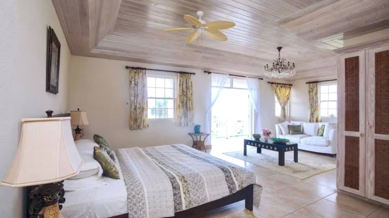 Photo of Bedroom in Oistins