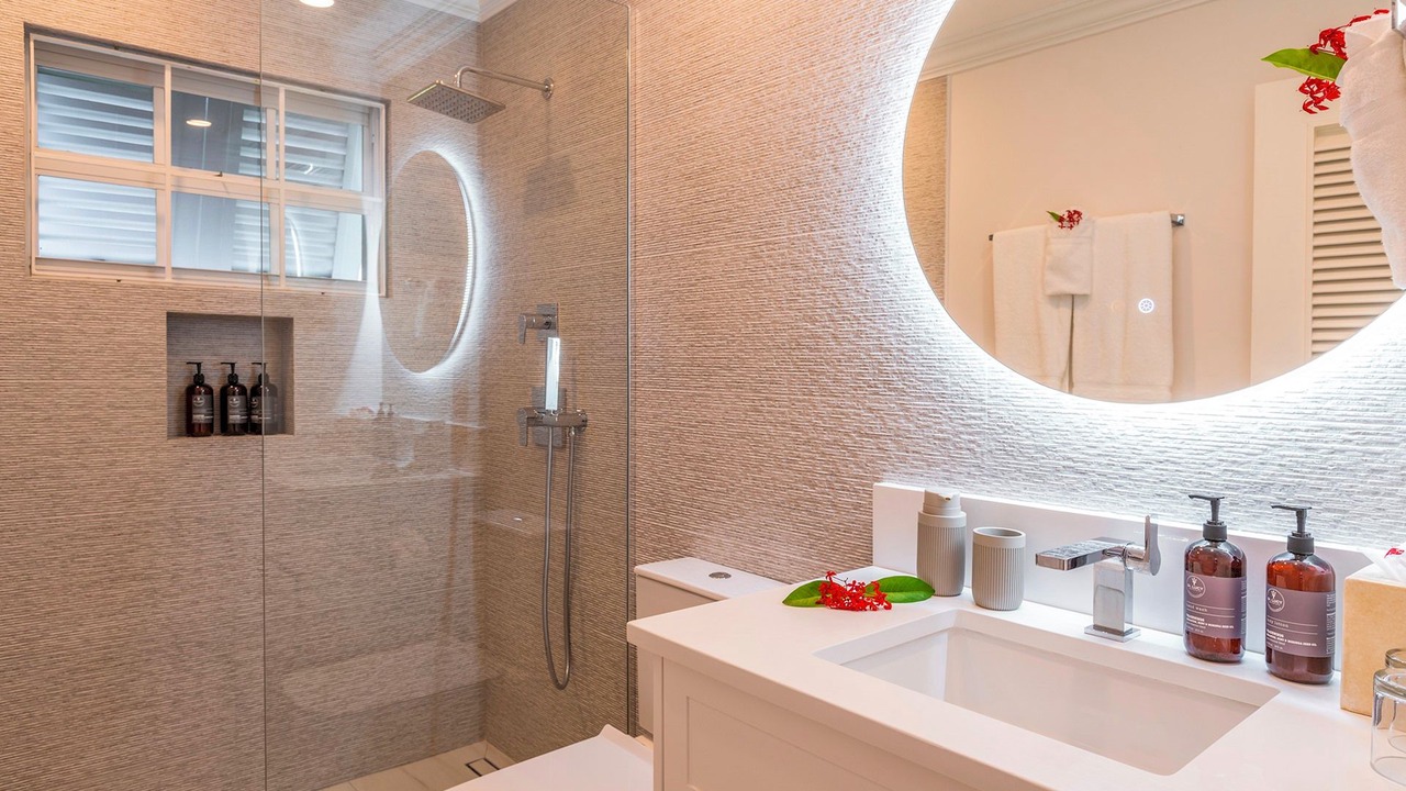 Photo of Bathroom in Lower Carlton