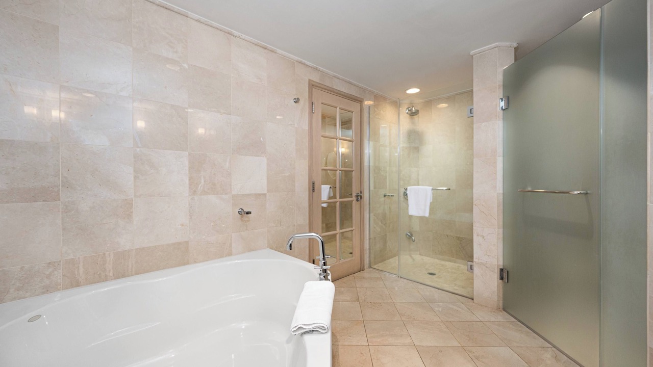 Photo of Bathroom in Little Battaleys
