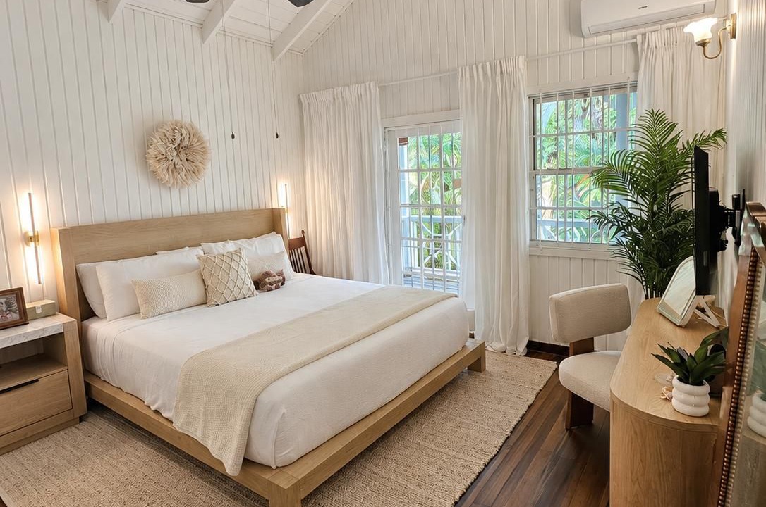 Photo of Bedroom in Below Rock