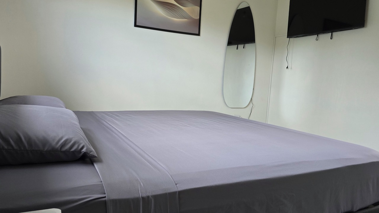Photo of Bedroom in Lead Vale