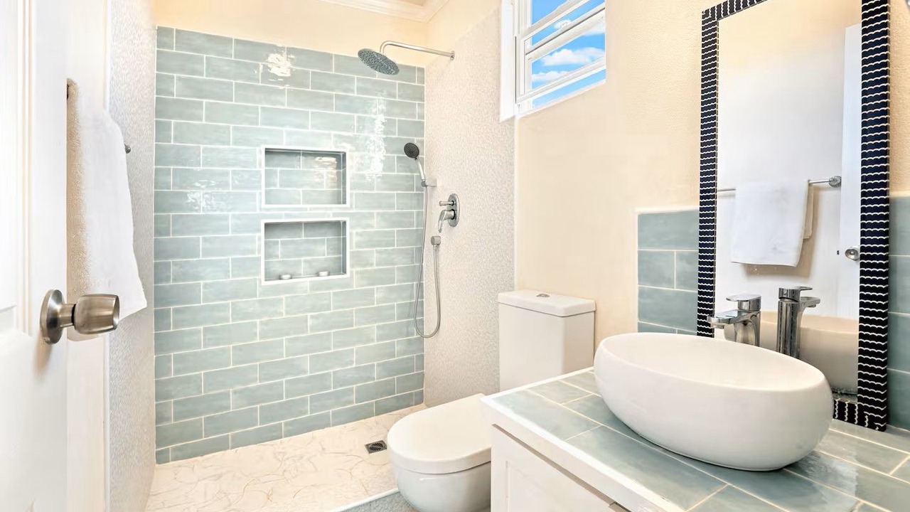 Photo of Bathroom in Maxwell