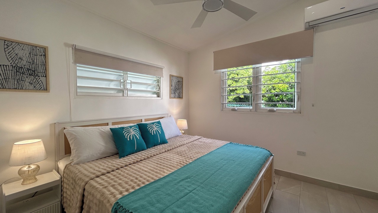 Photo of Bedroom in Navy Gardens