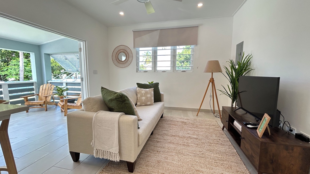 Photo of Livingroom in Navy Gardens