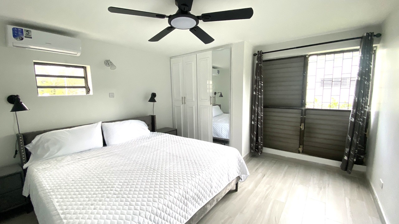 Photo of Bedroom in Garrison Historic Area