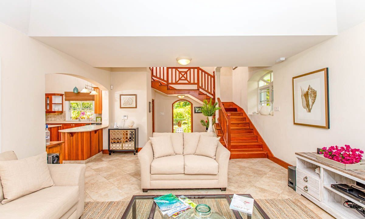 Photo of Livingroom in Gibbs Bay