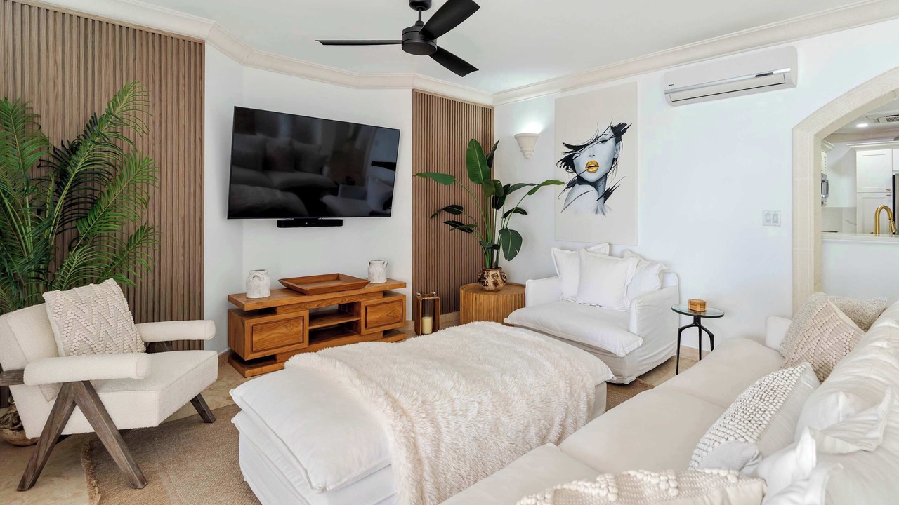 Photo of Livingroom in Little Battaleys