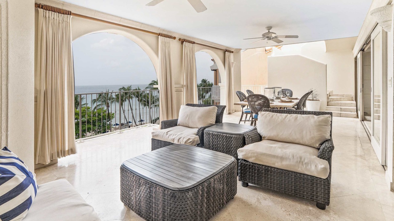 Photo of Livingroom in Little Battaleys