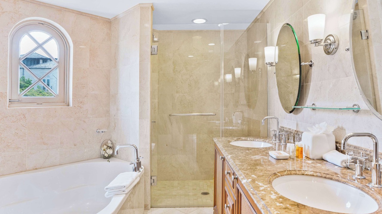 Photo of Bathroom in Little Battaleys