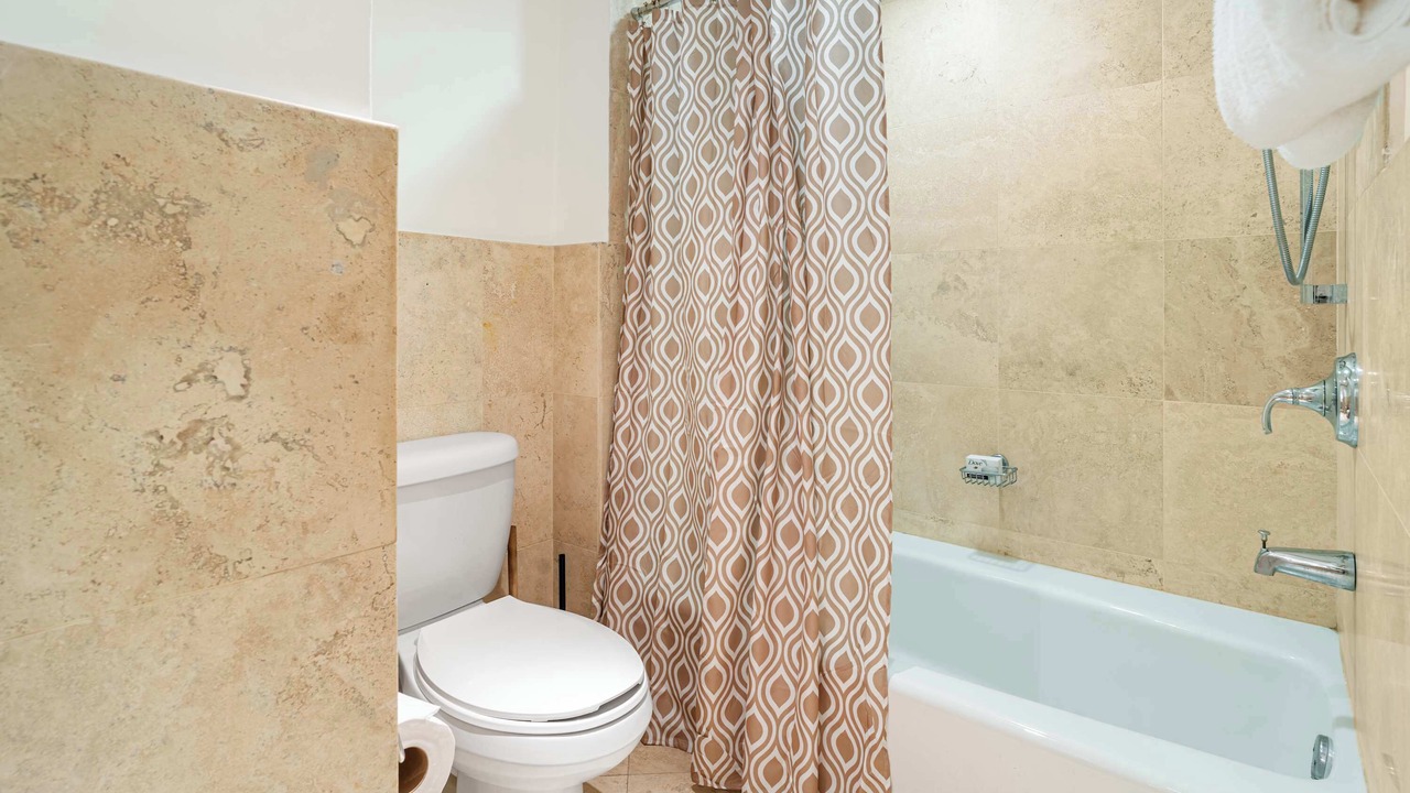 Photo of Bathroom in Sunset Crest