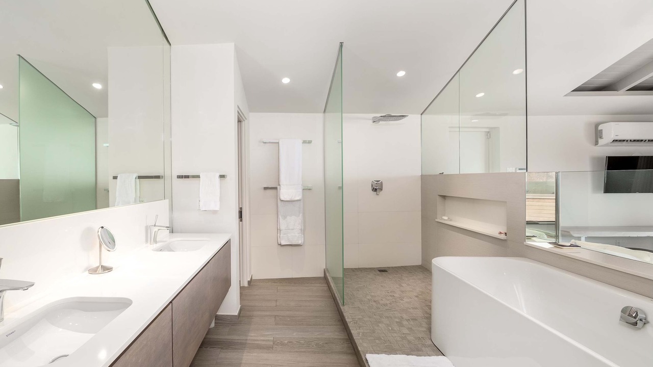 Photo of Bathroom in Lazaretto
